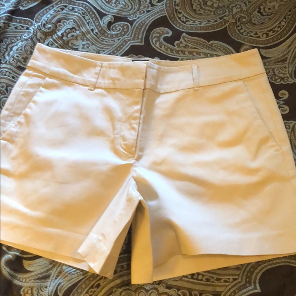 Cute Ann taylor shorts